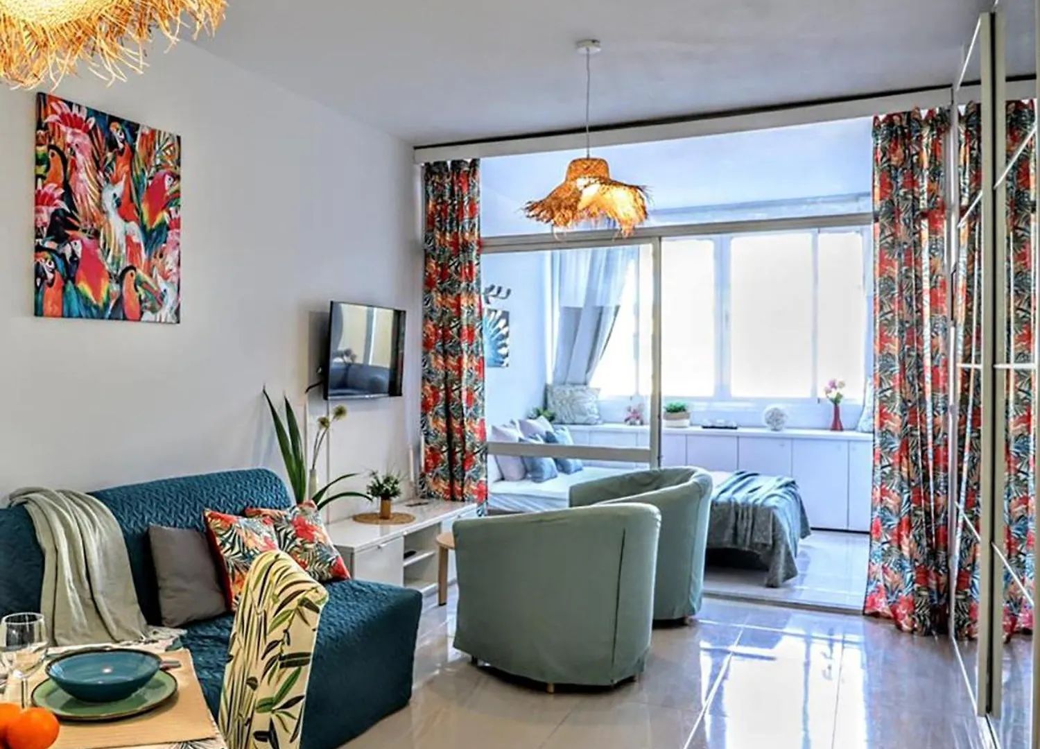 Tropical Holiday Apartment - Parking, Wifi, Ac 토레몰리노스